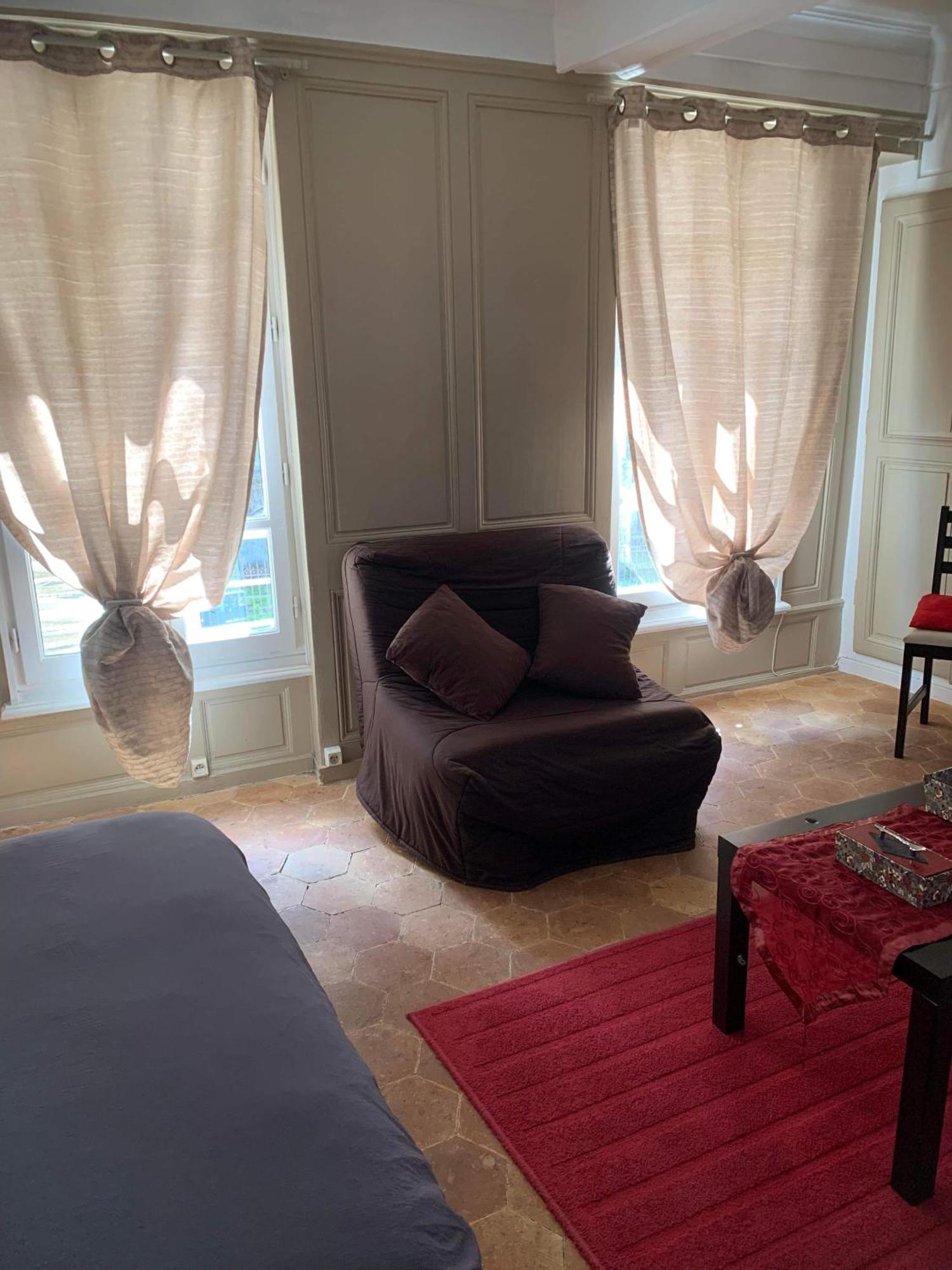 Studio Chartres Apartment Bagian luar foto